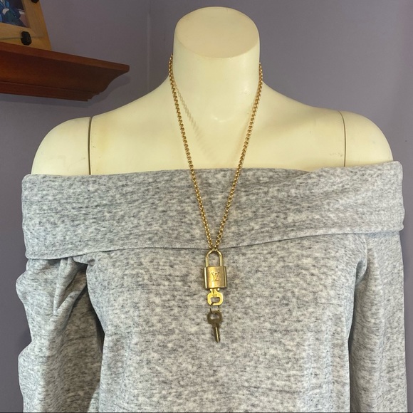 Louis Vuitton Lock & Key Necklace - Picture 2 of 12